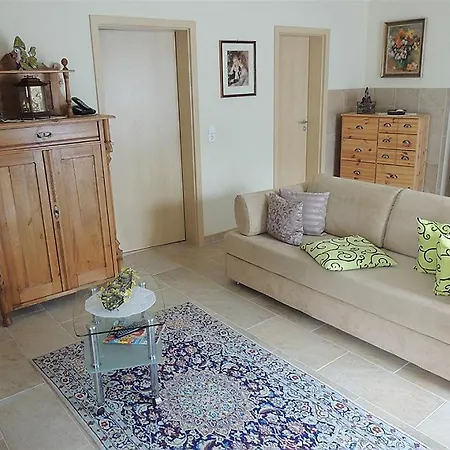 Apartment Am Rosengarten *