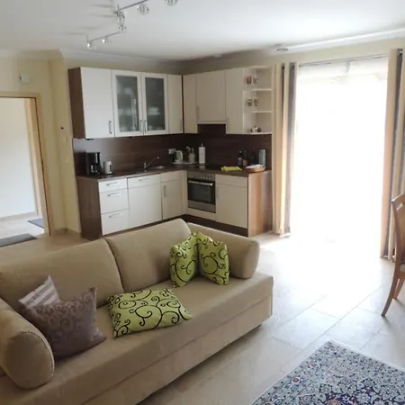 Am Rosengarten Apartment *