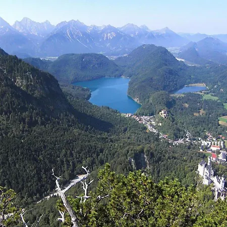 Am Rosengarten *