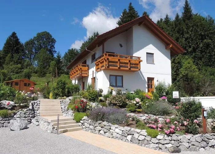 Am Rosengarten Апартаменты Фюссен